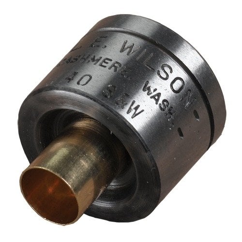 .40 S&W Wilson Case Holders pitävät hylsyn suorassa leikkurin kohdalla trimmausta, sisäkaulan reenaamista ja deburramista varten.