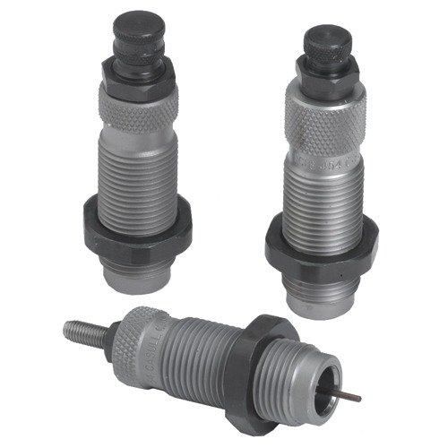 RCBS 3-DIE CARBIDE ROLL CRIMP SET tarjoaa karbidisizer-die, joka poistaa tarpeen tapauksien voitelulle ja puhdistukselle, sekä expander- ja seater-die.