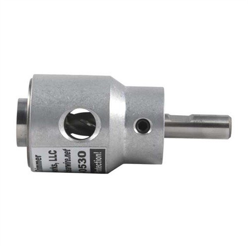 LITTLE CROW GUNWORKS 'World's Finest Trimmer' mahdollistaa 8-10 patruunan trimmaamisen minuutissa sähköporalla, kestävä rakenne ja helppokäyttöisyys.